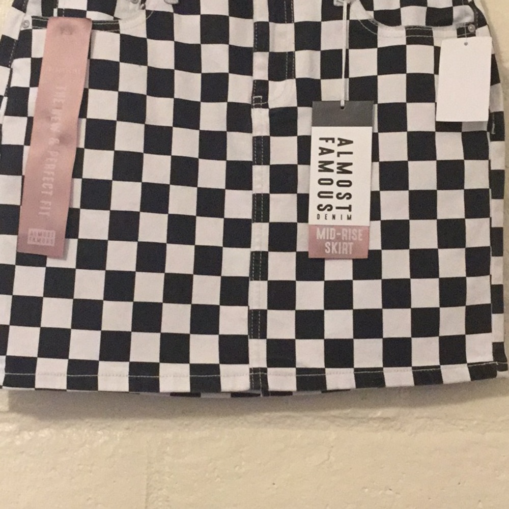 🧨Now $15🧨Almost Famous NWT - Picture 5 of 7